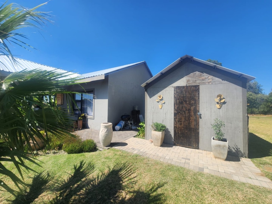 Commercial Property for Sale in The Bend Free State